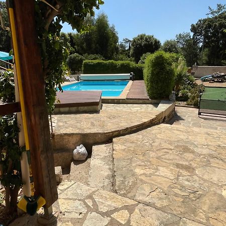 Residence Le Golfe Bleu Rayol-Canadel-sur-Mer Exterior photo