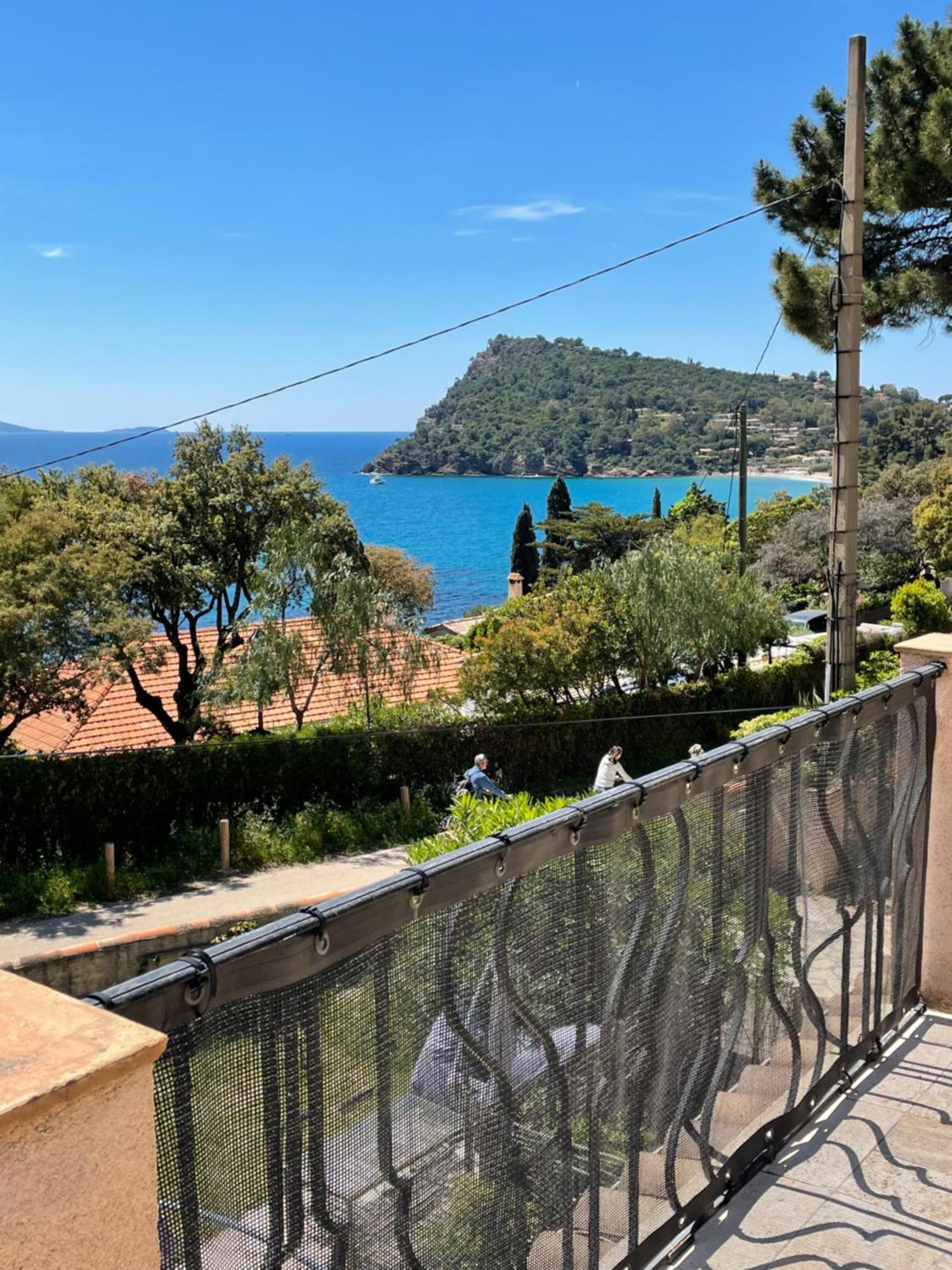 Residence Le Golfe Bleu Rayol-Canadel-sur-Mer Exterior photo