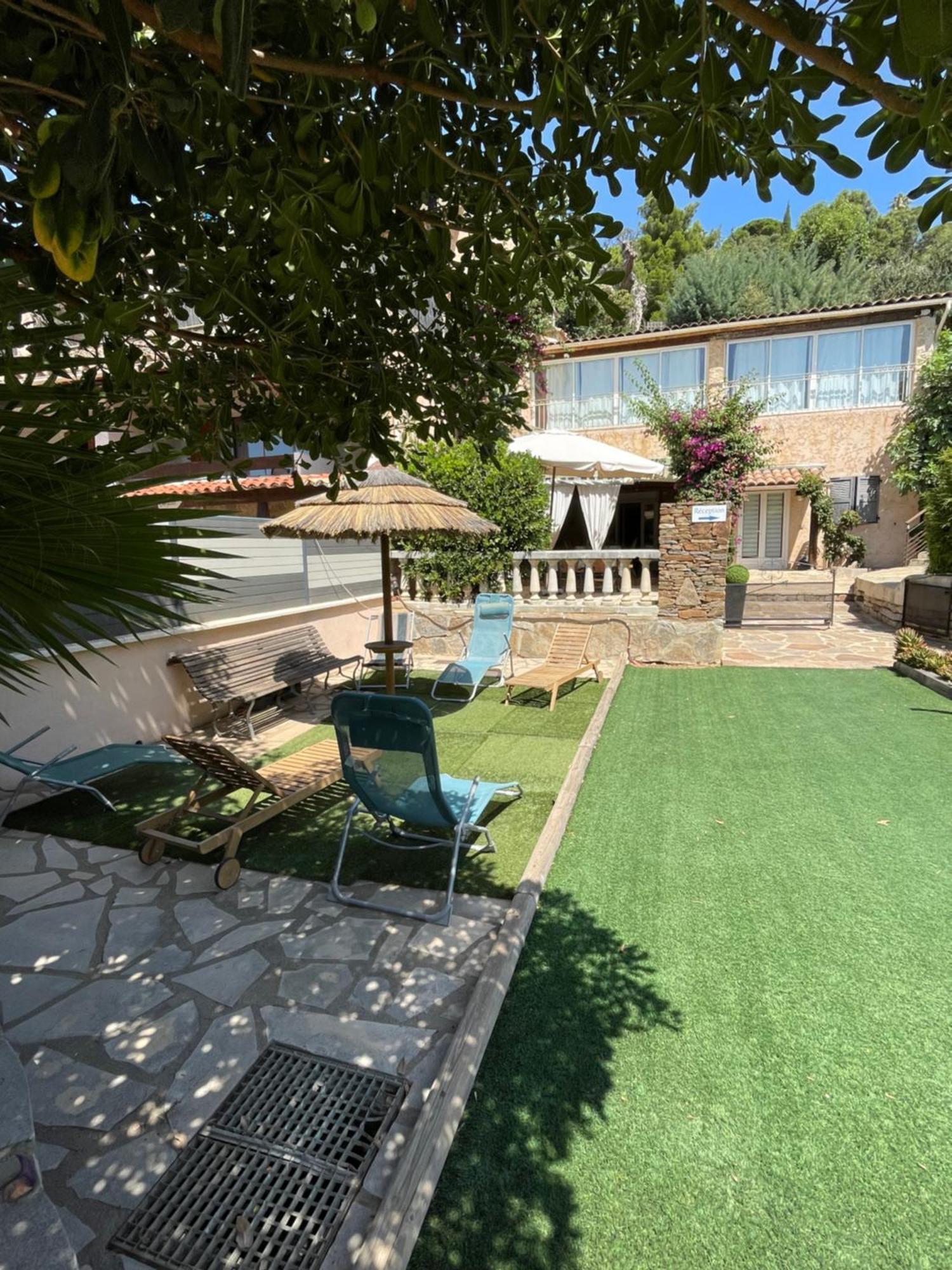 Residence Le Golfe Bleu Rayol-Canadel-sur-Mer Exterior photo
